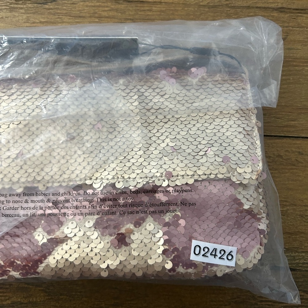 NICOLE MILLER Elegant Gold Sequin Clutch Bag - Picture 10 of 10